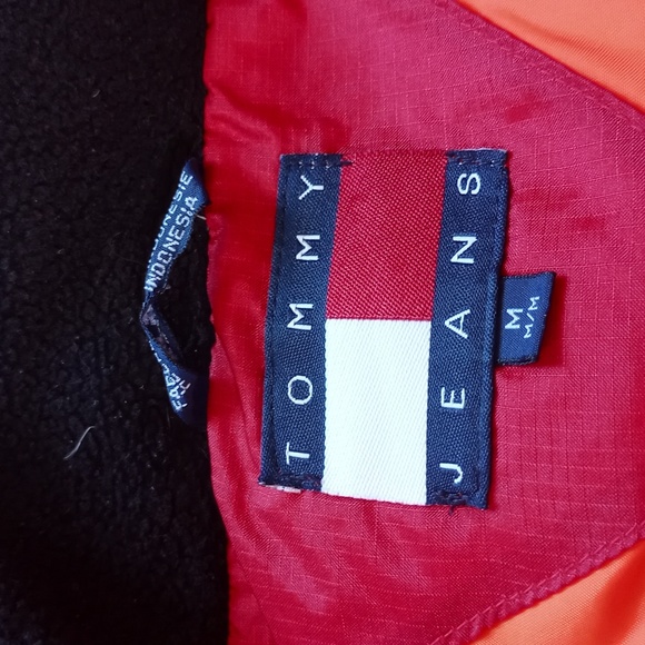 Vintage 90s Tommy Hilfiger Goose Down Puffer Jacket RED - Picture 14 of 14